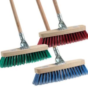 Broom wooden back 1.2m handle